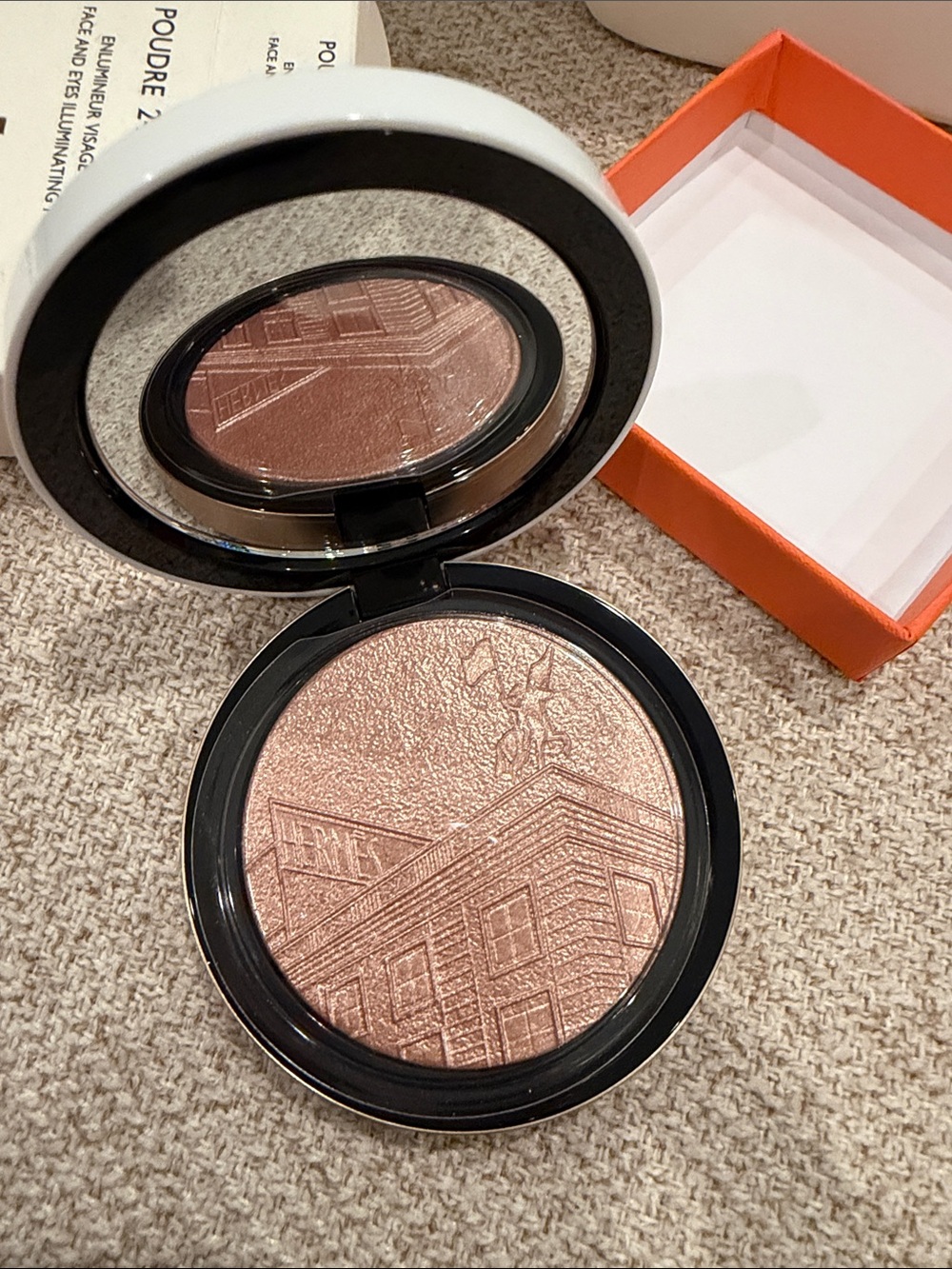 HERMES Poudre 24 Faubourg Face & Eyes Illuminating Powder - new